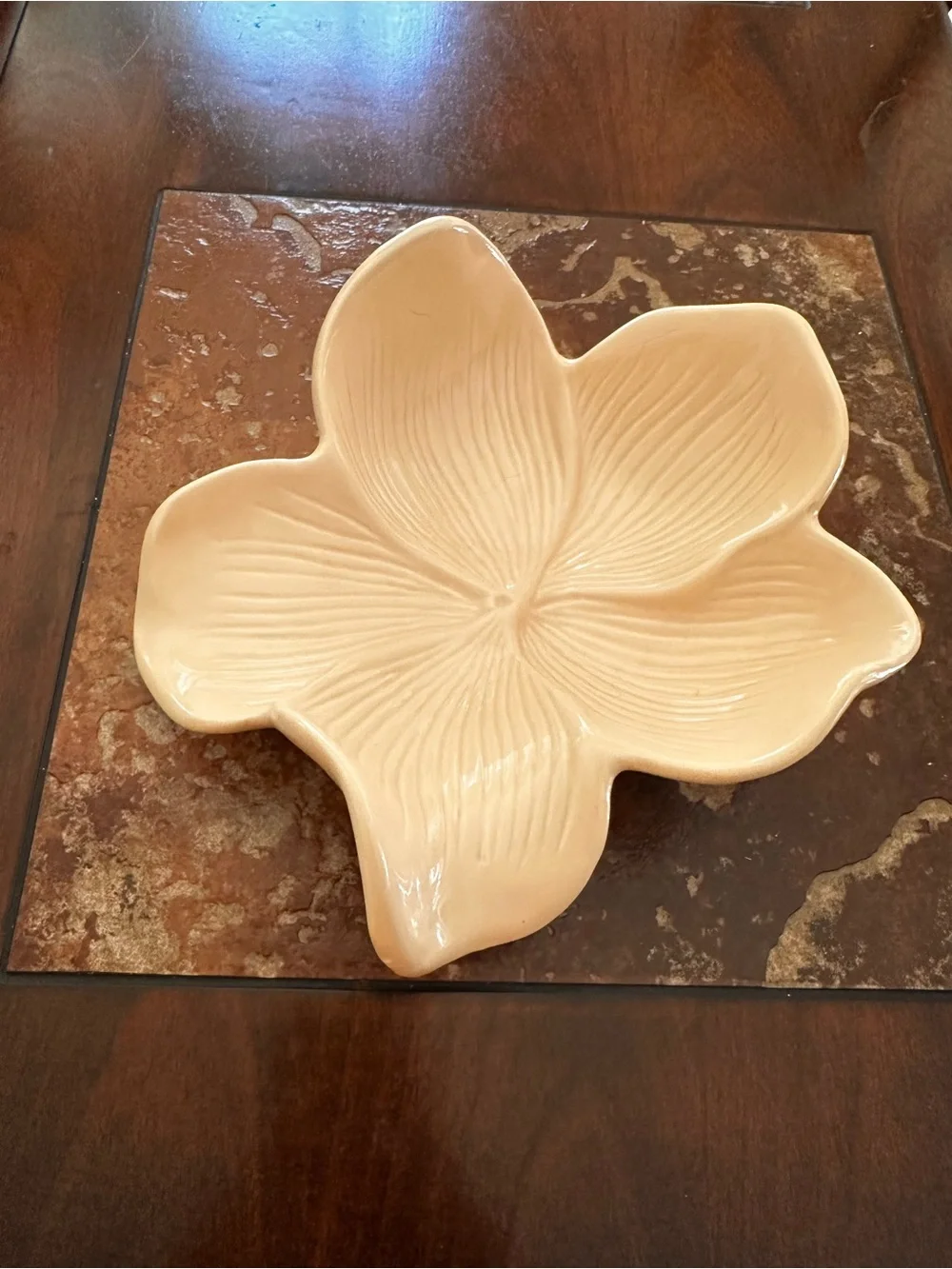 Flower shaped cream color Ceramic decor